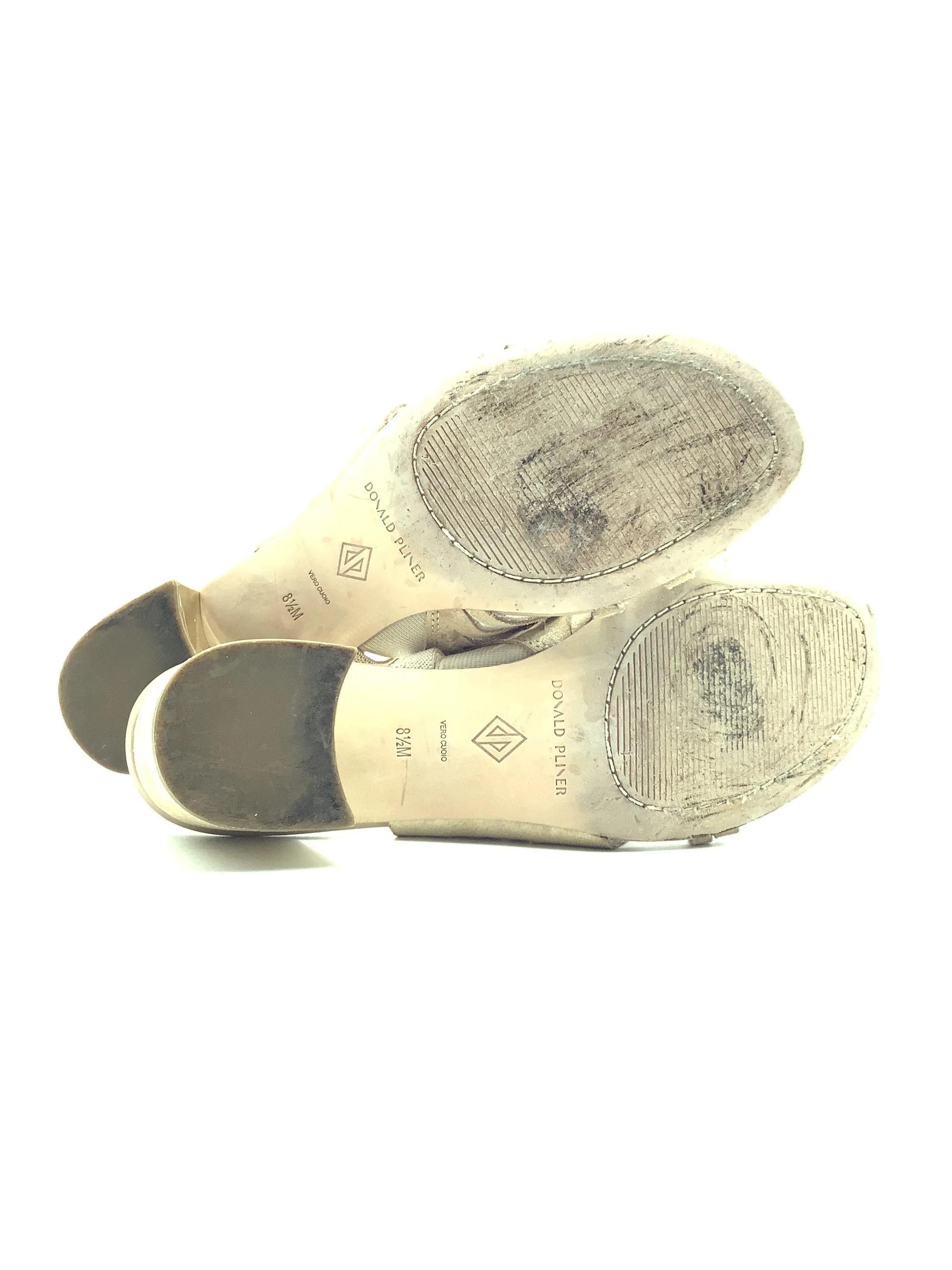 Donald Pliner Sandals Gold Size: 8.5