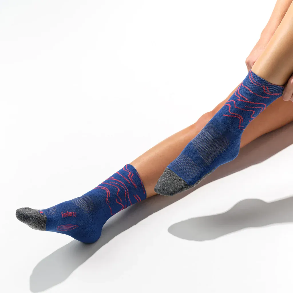 Feetures Elite Light Cushion Mini Crew Sock (Sale)
